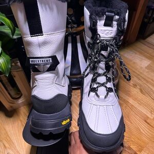 UGG Extreme Adirondack meridian Waterproof Snow Boots (Women) …Never Worn